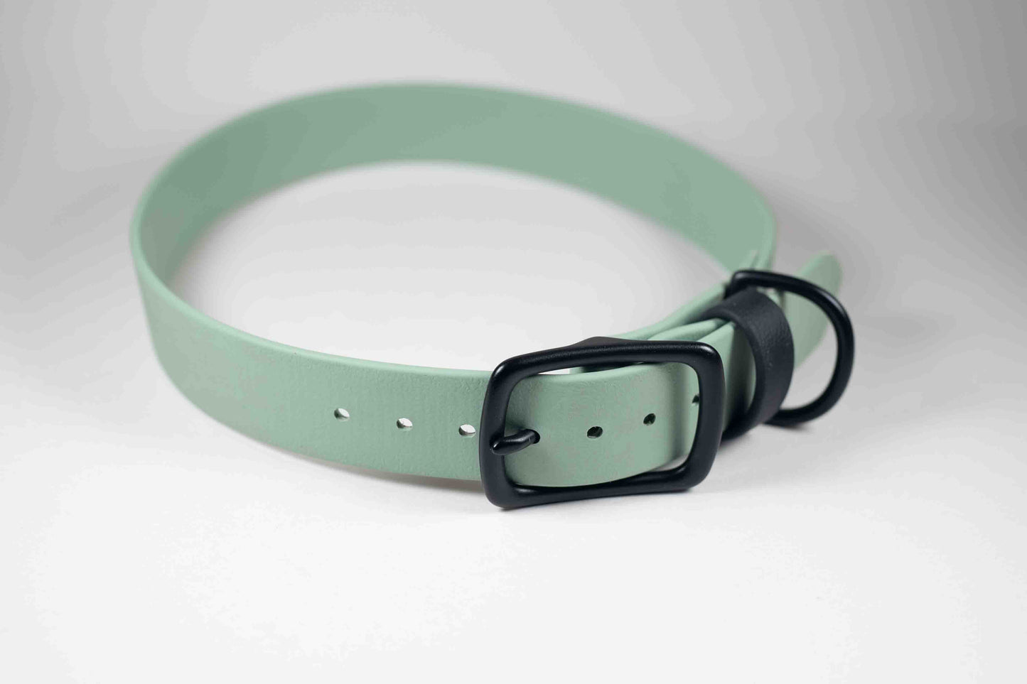 16-19" Sage Collar
