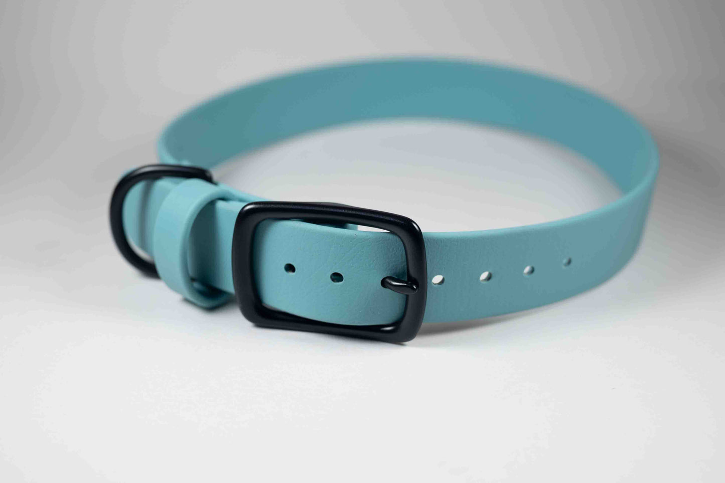 16-19" Dusty Turquoise Collar