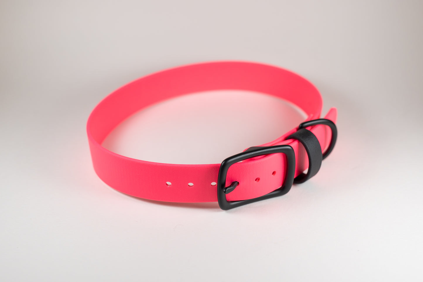 16-19" Hot Pink Collar