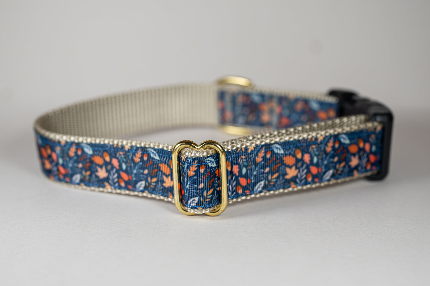 Autumn Leaves Adjustable Dog Collar