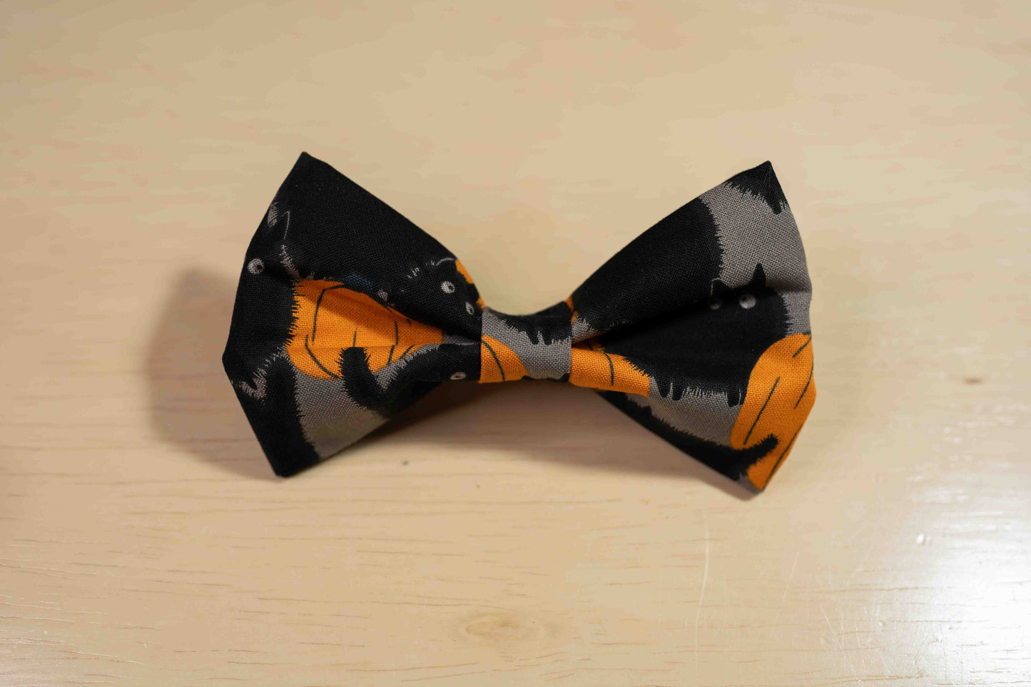 Scaredy Cat Bow Tie
